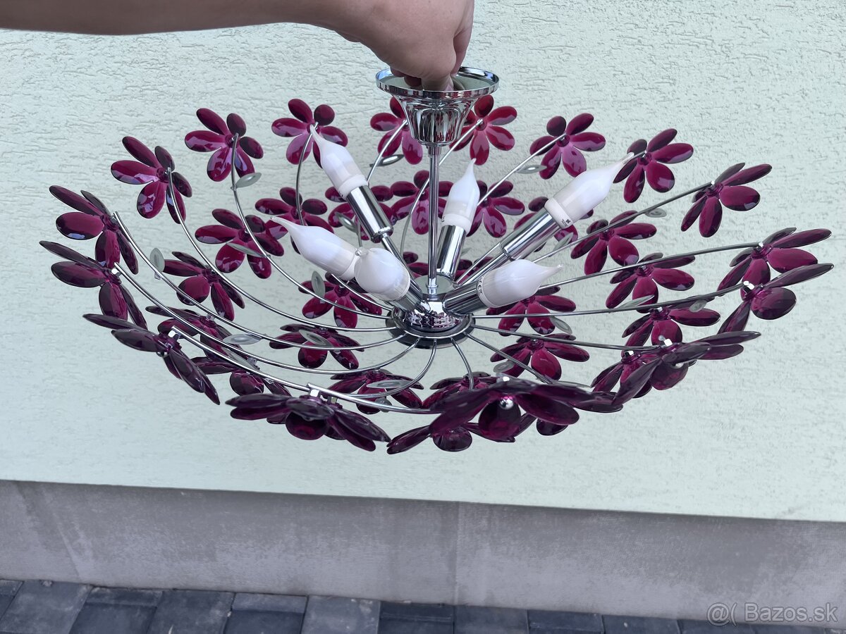 kvetový luster