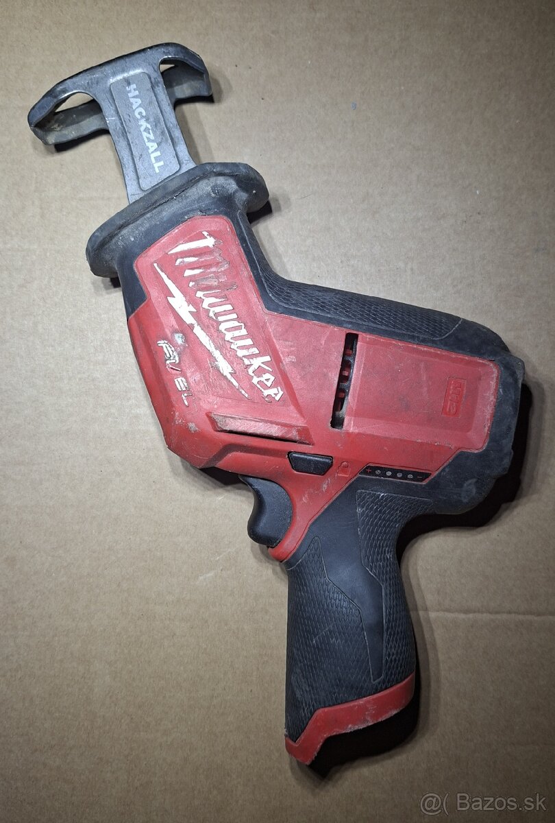 Milwaukee m12