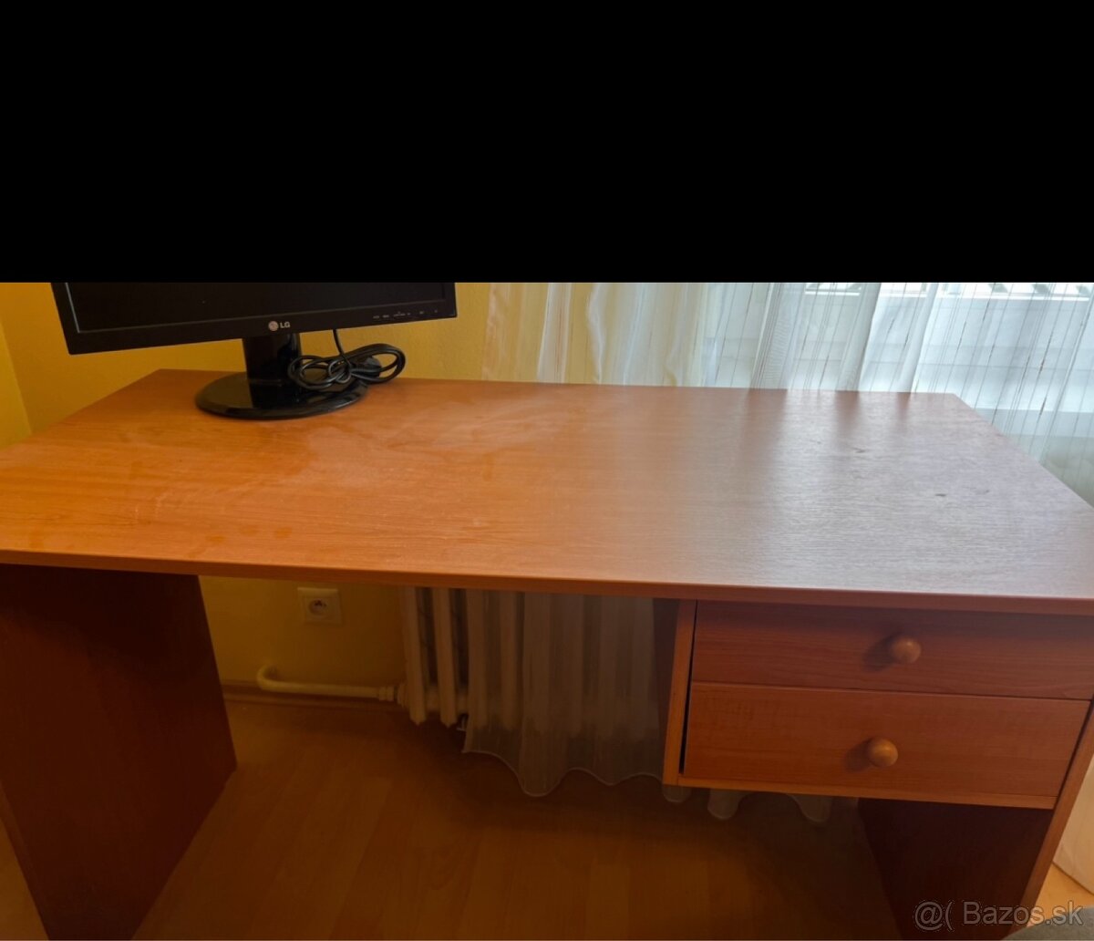 Pracovný stolík