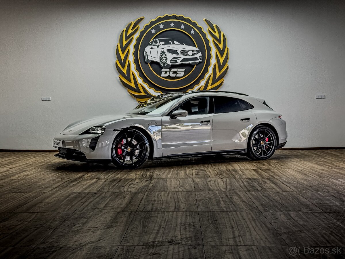 Porsche Taycan GTS Sport Turismo 93.4 kWh