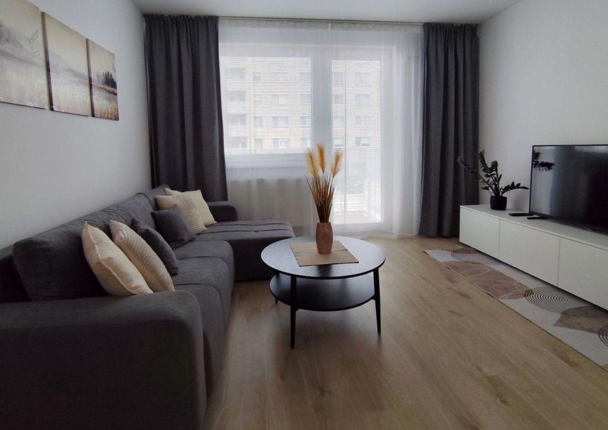 Na prenájom - 2i byt, ul.Ivanská cesta, Bratislava II TOP