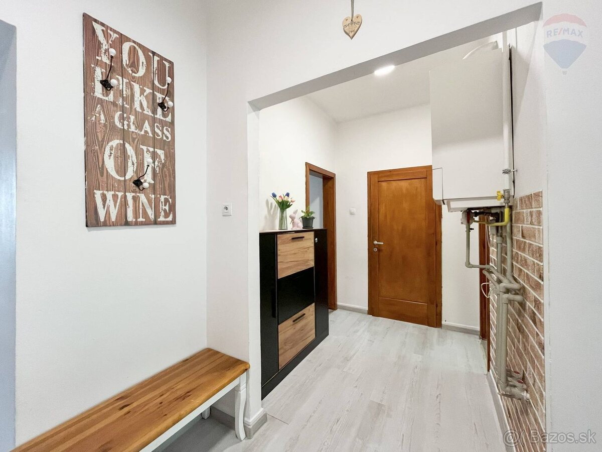 PREDANÉ Predaj: 3-izbový byt s krbom priamo v centre L