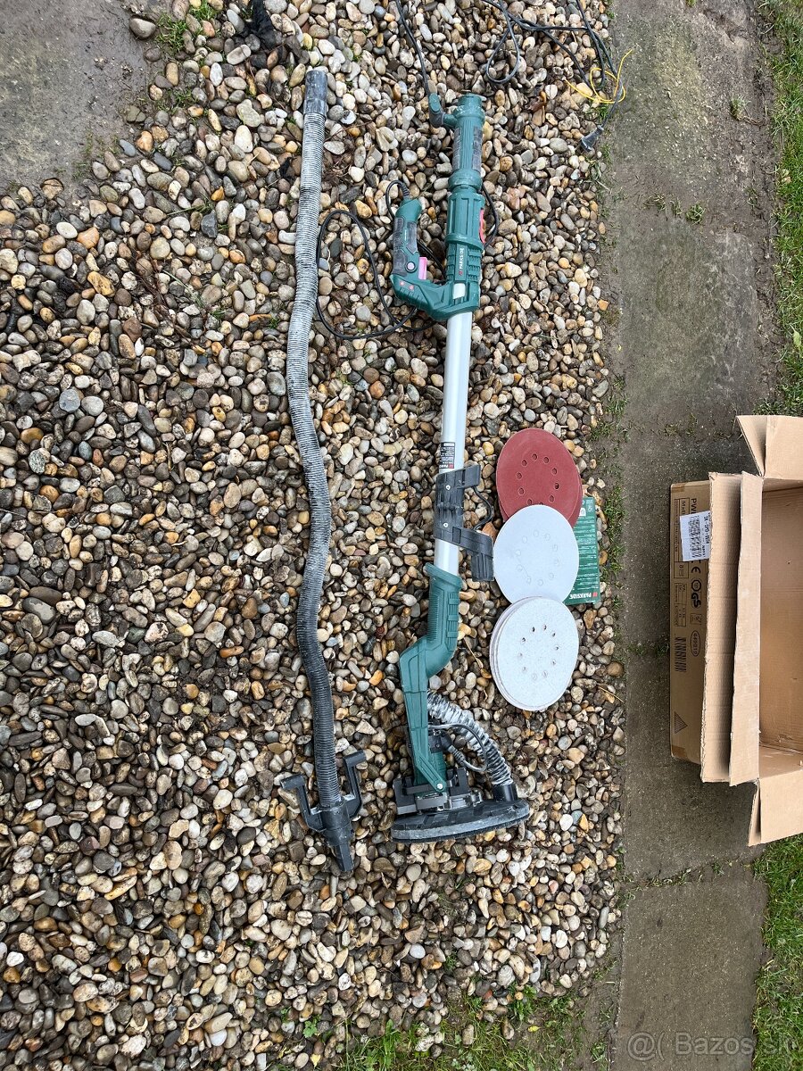 Brúska na sadrokartón (Žirafa)