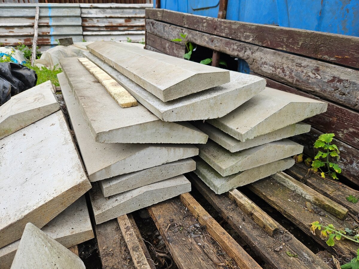 Betonové striešky na múrik