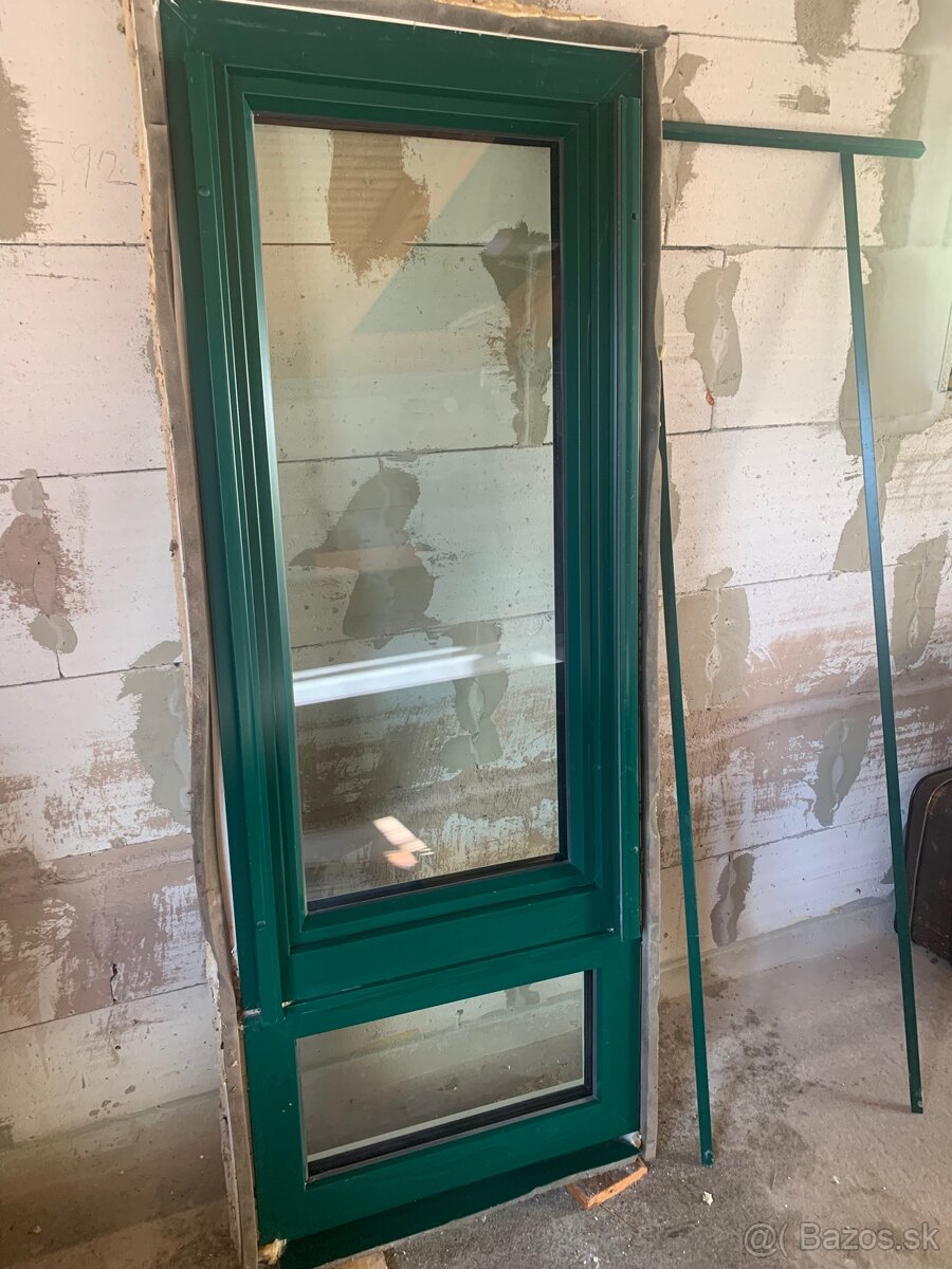 Predám drevohliníkové okno