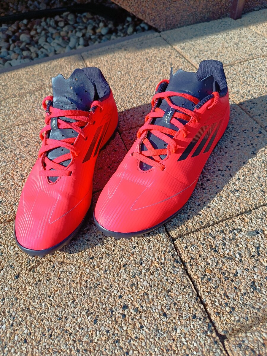 Turfy Adidas F50