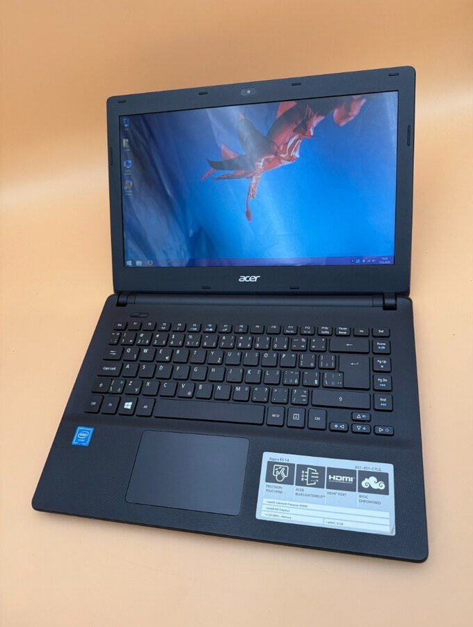 Acer Aspire Intel Celeron N3050 / 4GB RAM / 250GB HDD