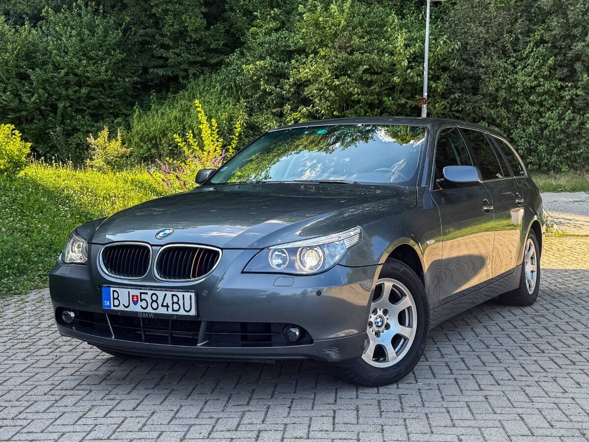 BMW 525i A/T, 141kW (2004)