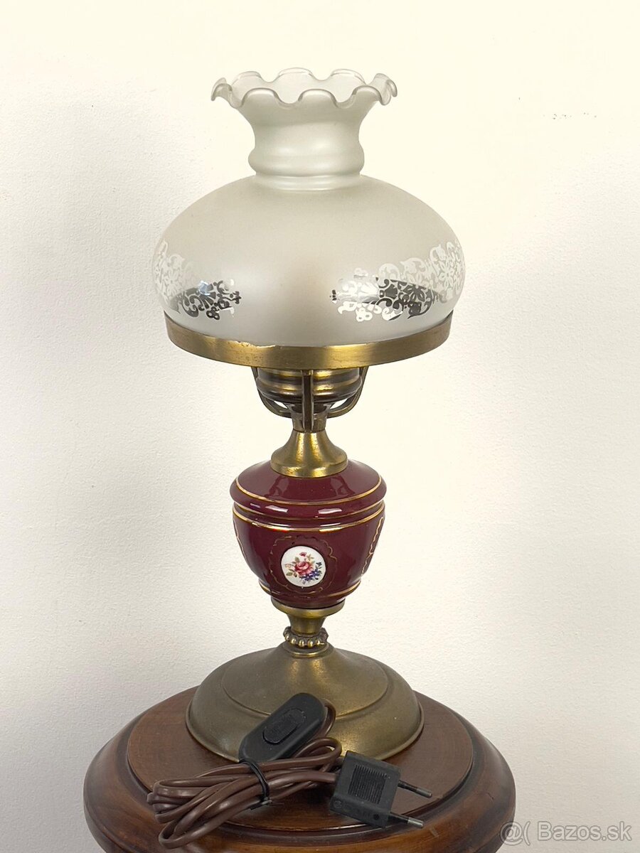 Stolova lampa