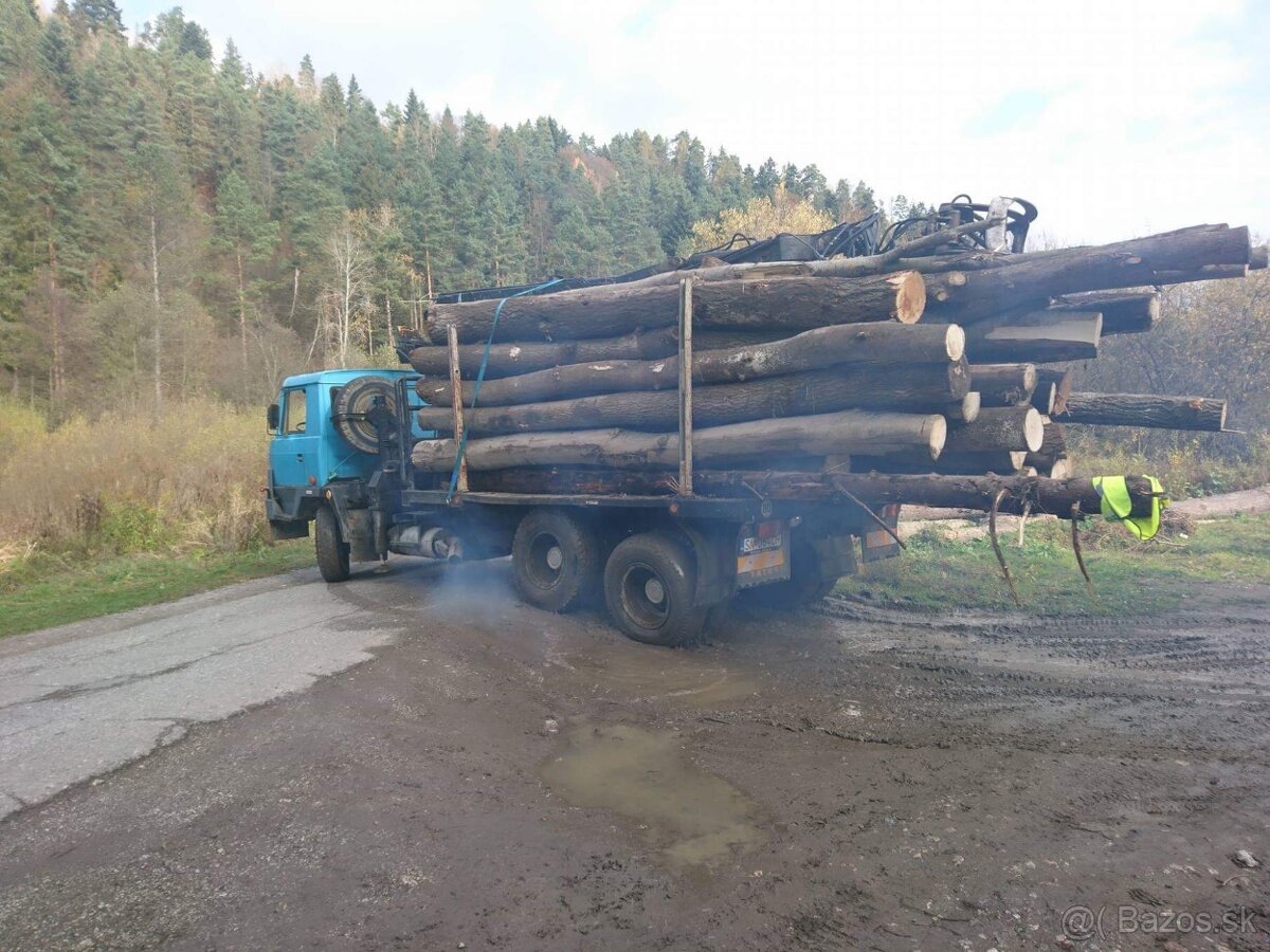 Tatra 815 lesovoz