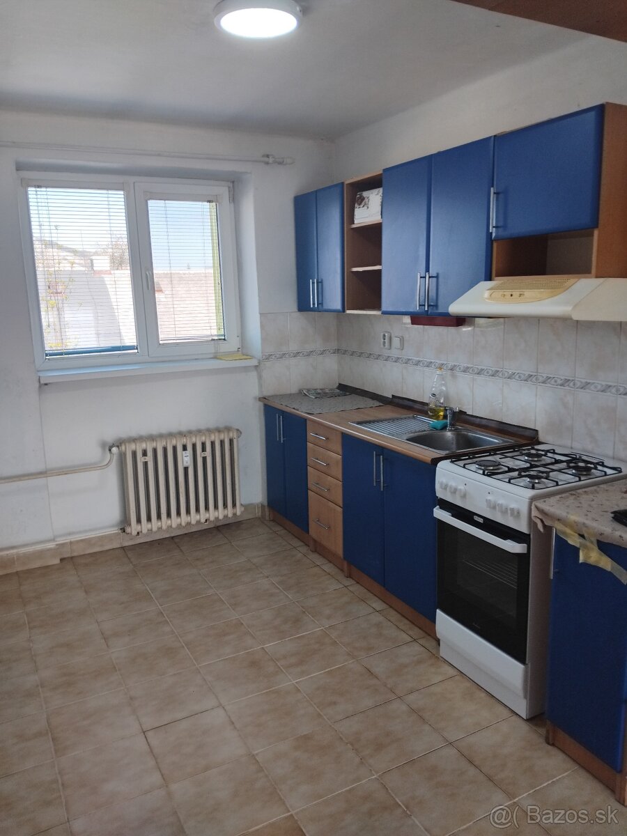 Prenajom Strazske 1,5 izbovy byt
