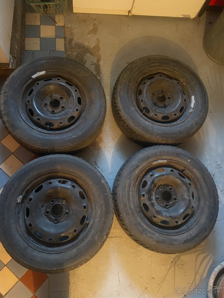 Predám originál Volkswagen plechové disky R14