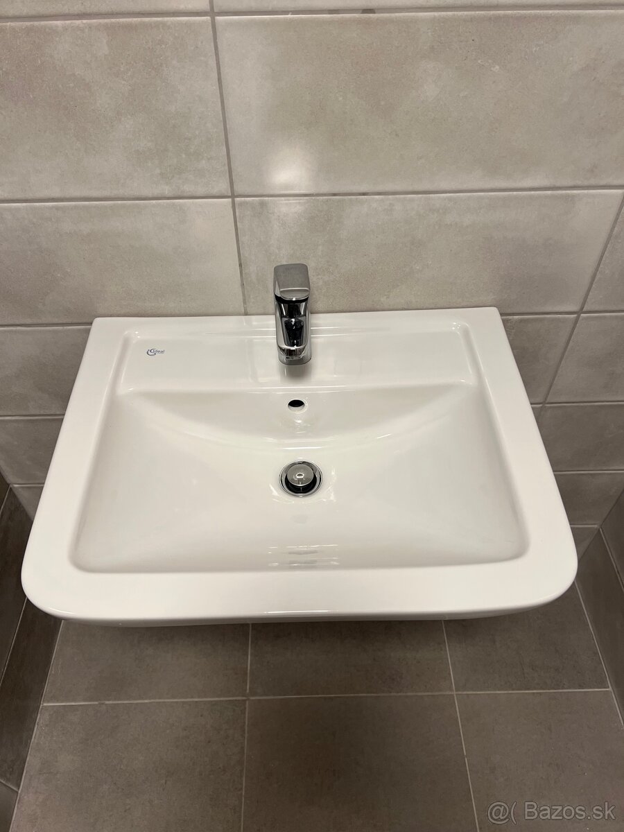 Predam umyvadlo Ideal Standard 60cm