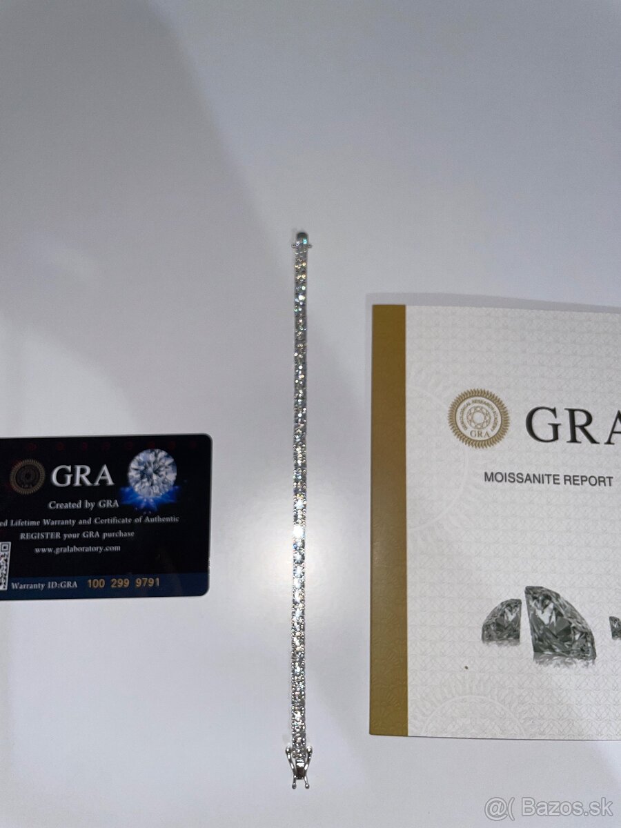 Moissanite náramok