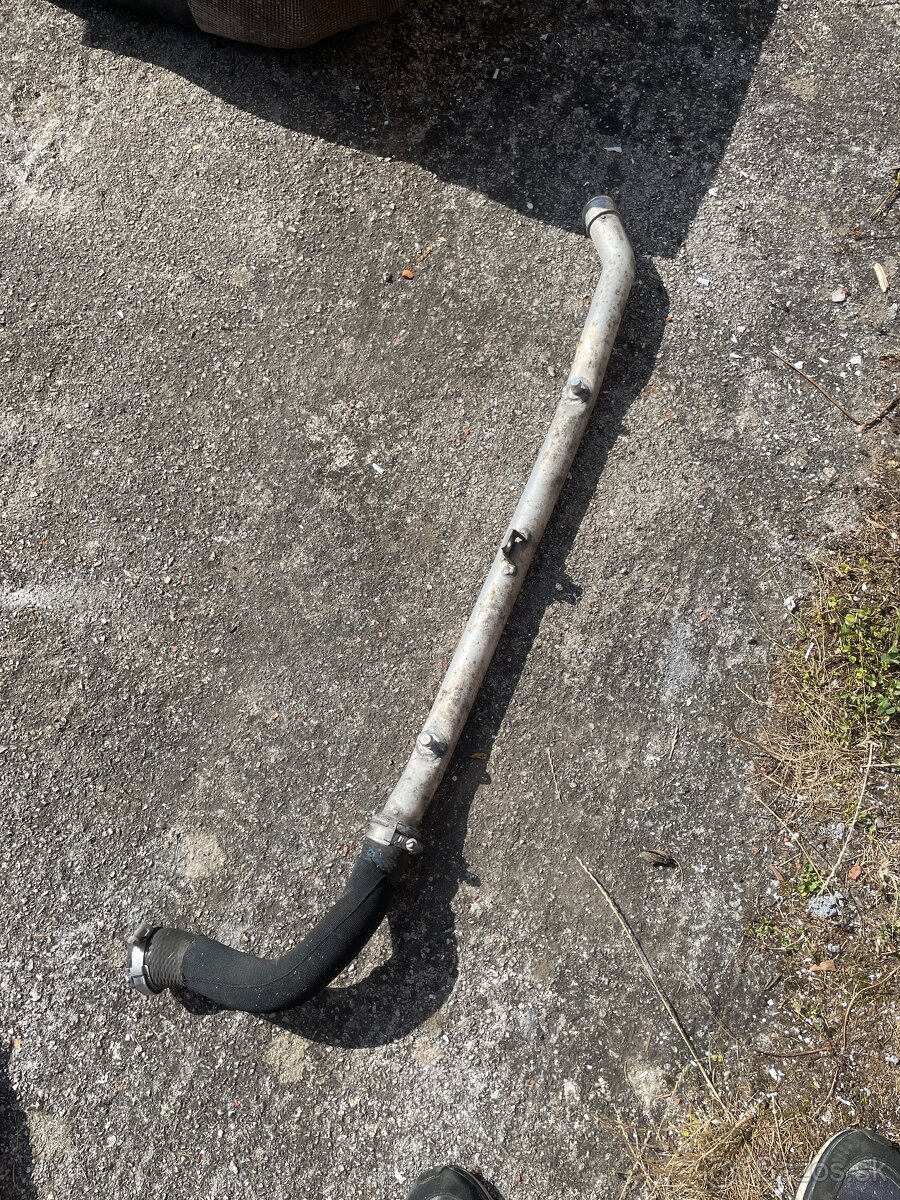 Tlaková trúbka intercooler Audi A6 4F0