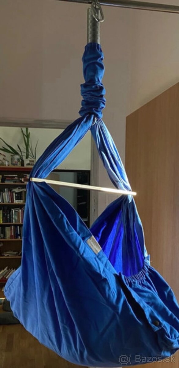 Zavesna kolíska Homba pre bábätka