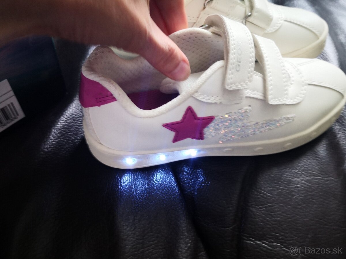 Geox sneakersy dievčenské v. 30 nové