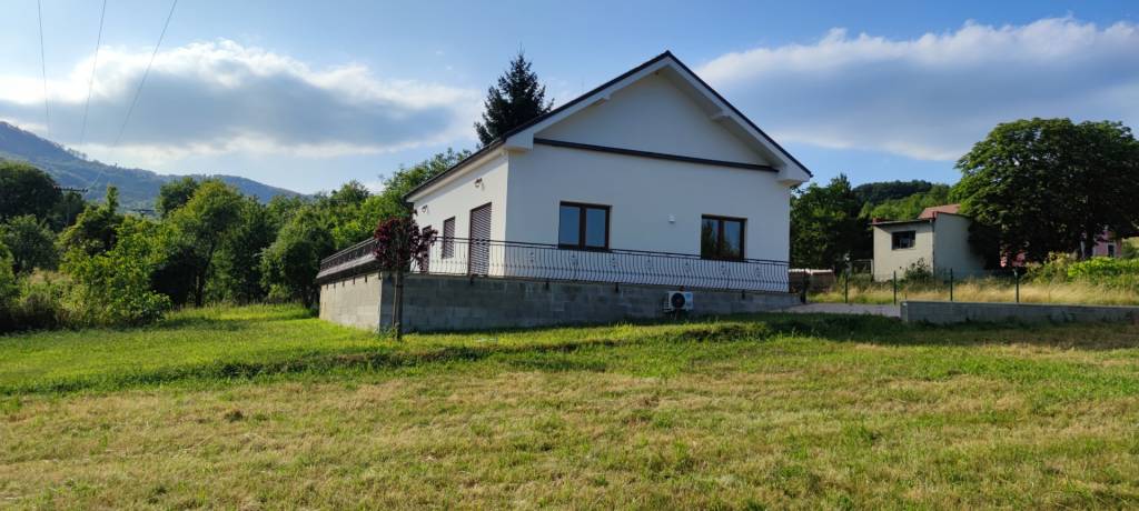 Predaj novostavba rodinného domu Nová Baňa