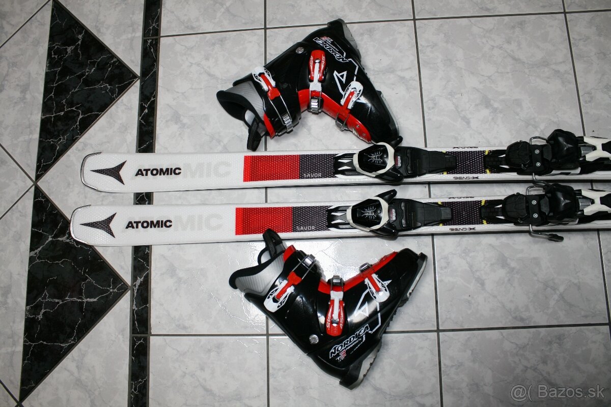 Lyže Atomic 140 cm , hadia koža savor