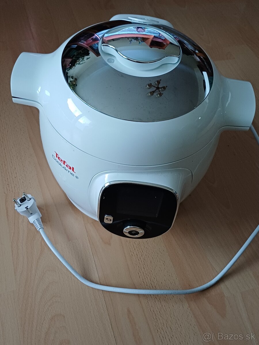 Multifunkčný elektrický tlakový hrniec