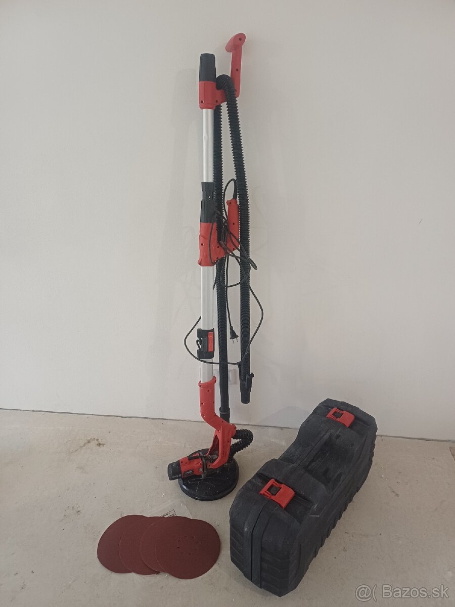 Brúska na sádrokartón - žirafa