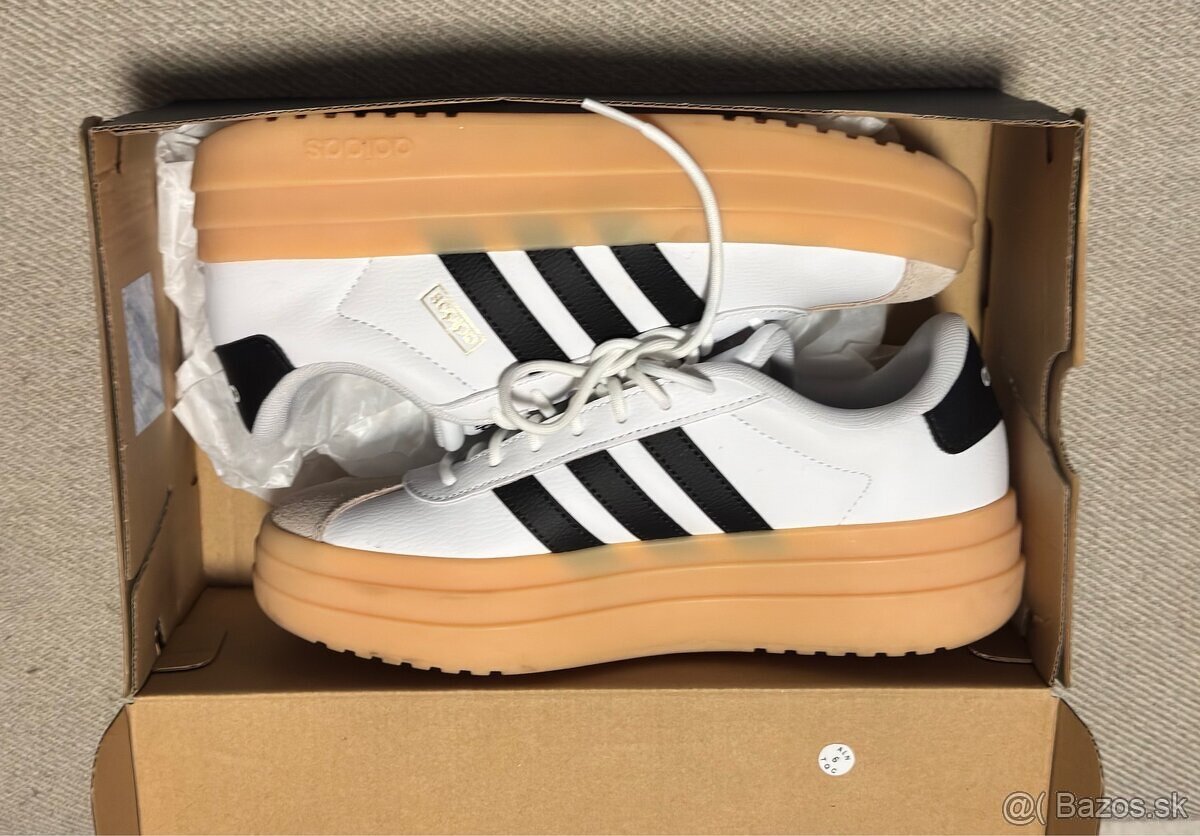 Tenisky Adidas na platforme