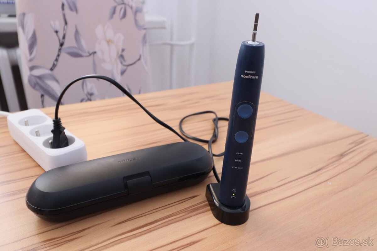 Philips Sonicare 5100 modrý a príslušenstvo