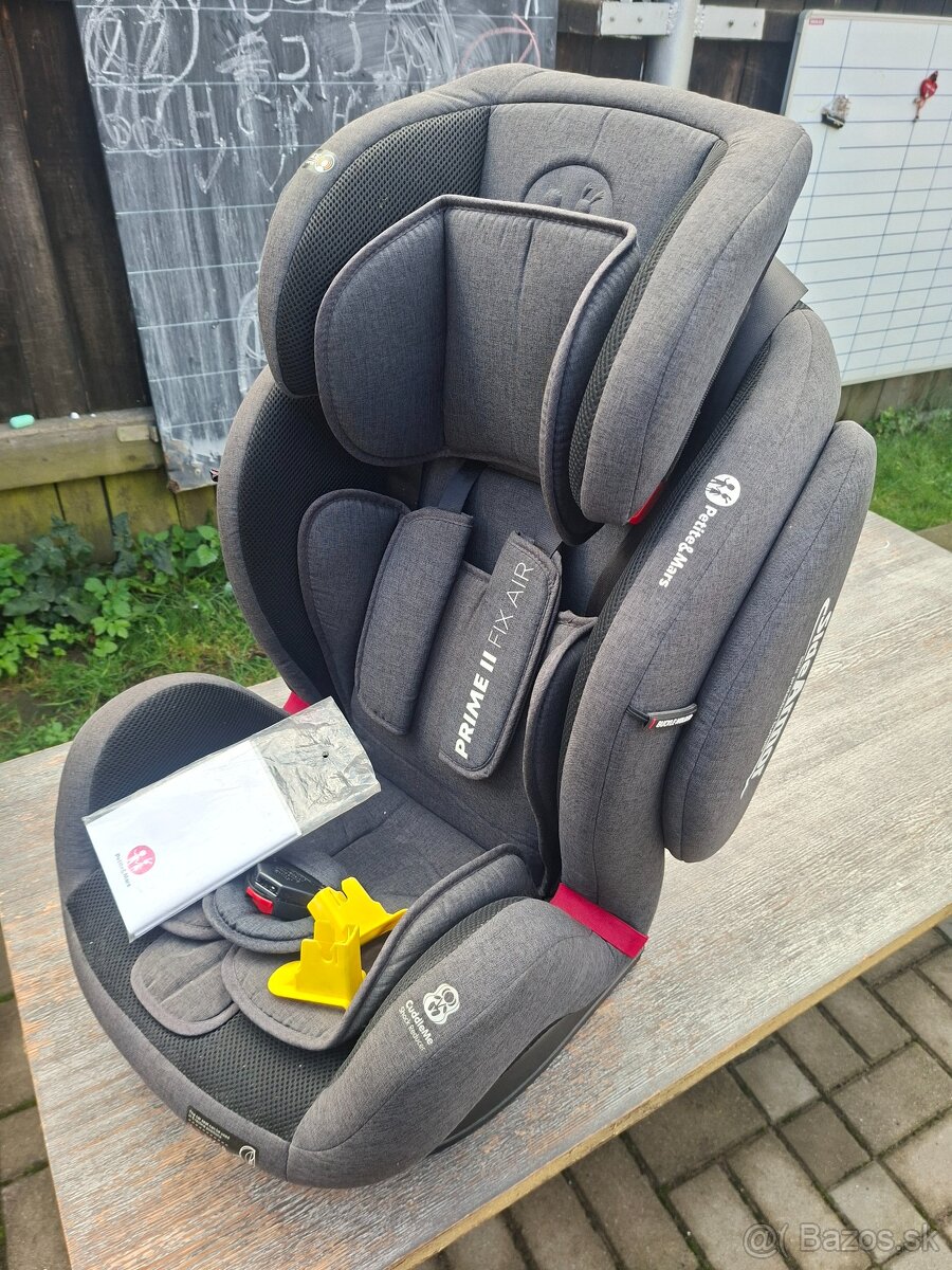 Petite&Mars 9-36kg Isofix
