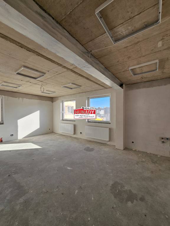 (38 m2) KOMERČNÉ PRIESTORY V NOVOSTAVBE