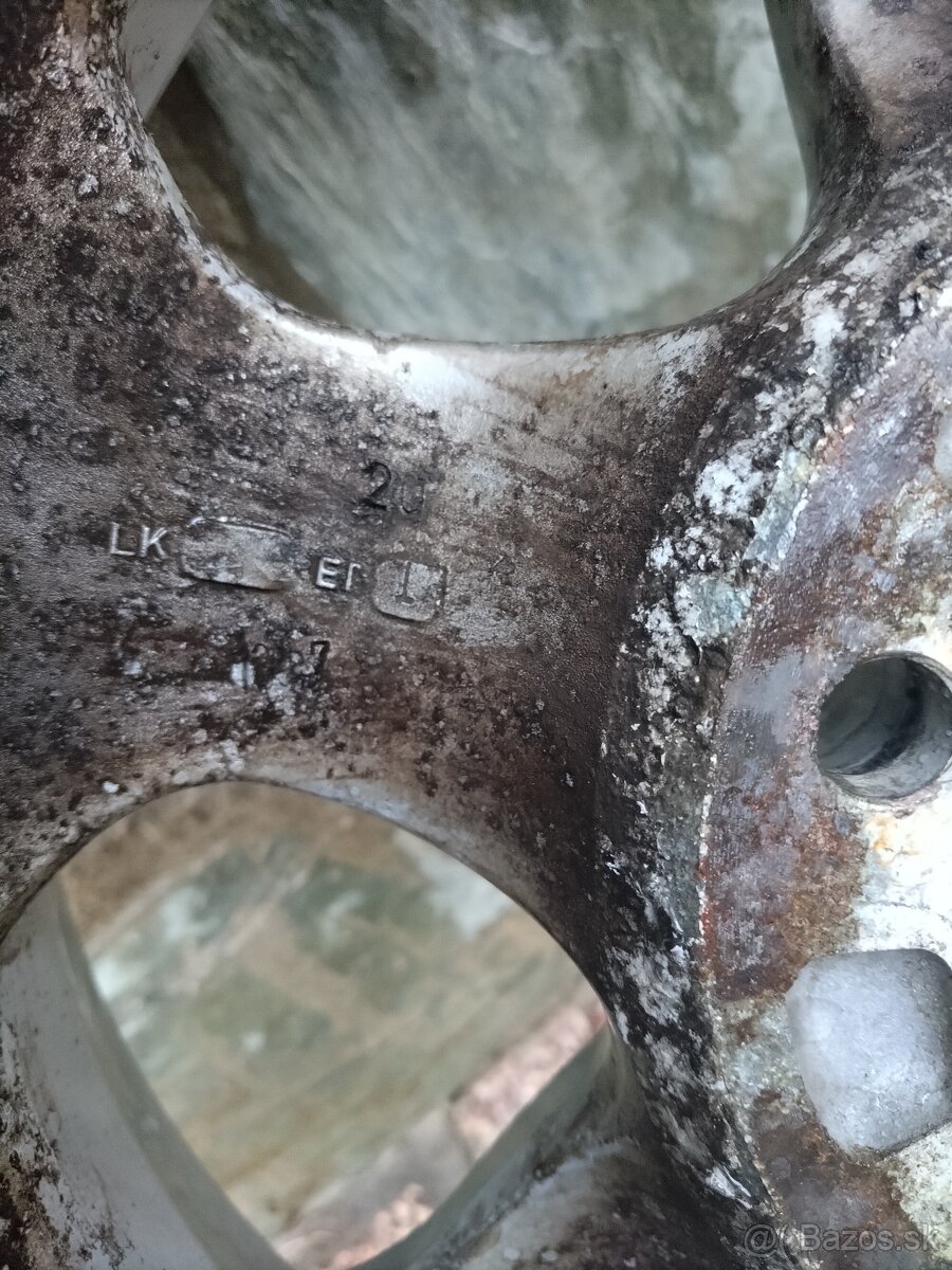 16"pneumatiky na elektrónoch