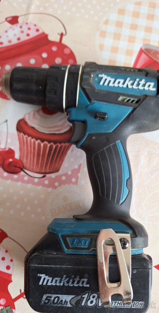 Aku Makita