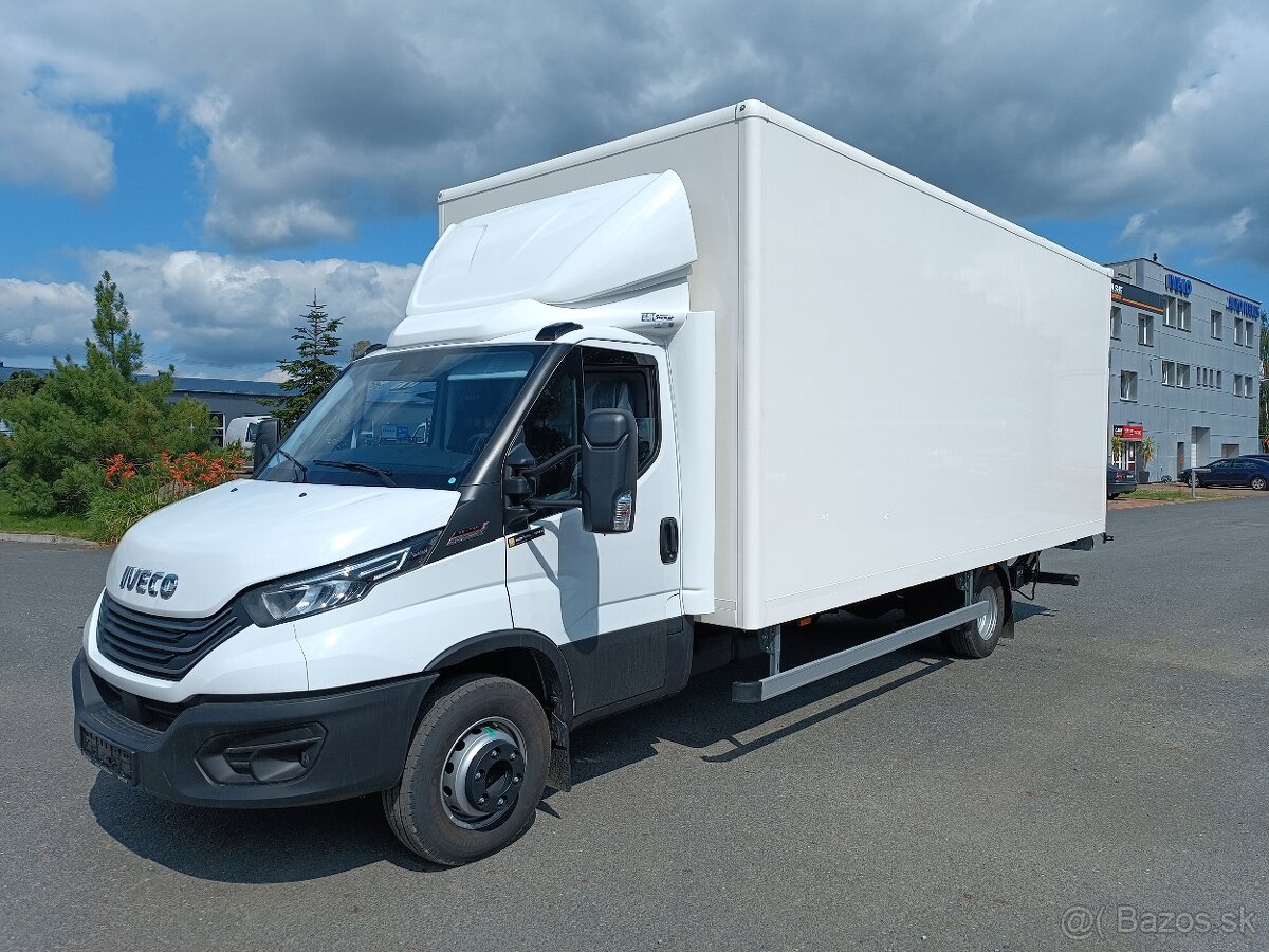 Iveco Daily 72C18 P/A 3,0 D skříň, čelo,r.v.2024 Zánovní vůz