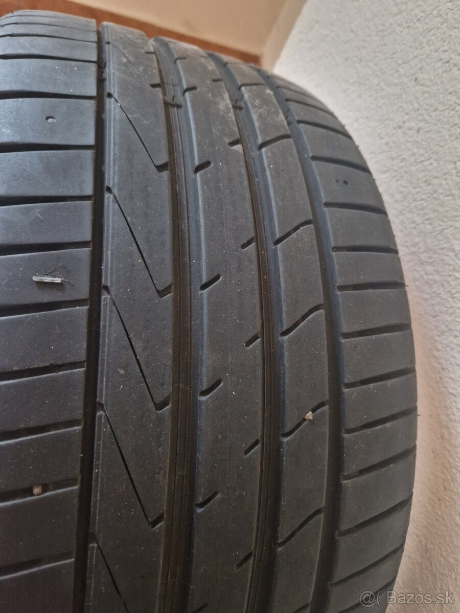 Letné pneumatiky HANKOOK 245/35 R19 93Y