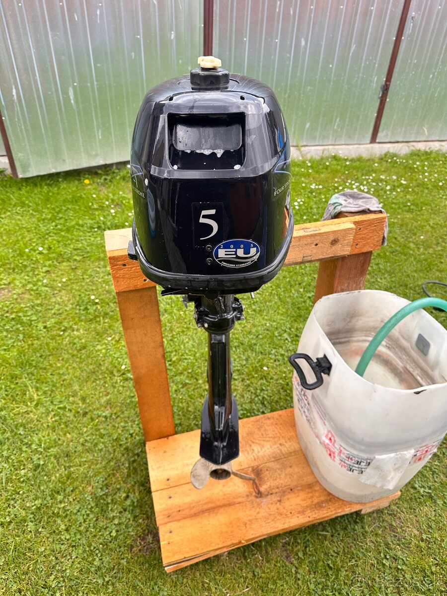 Predám motor na čln