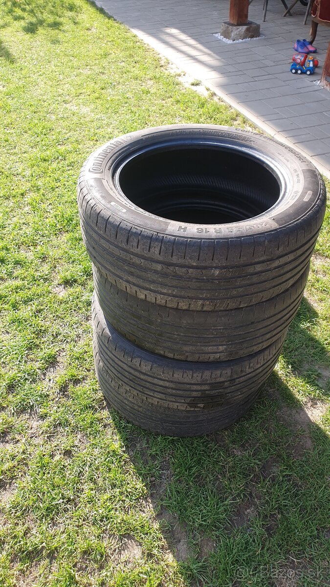 Letné pneumatiky 205/55 R16 Continental ContiPremiumContact