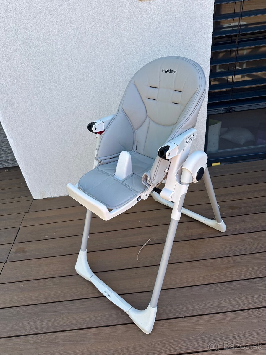 Jedalenska stolicka Peg perego