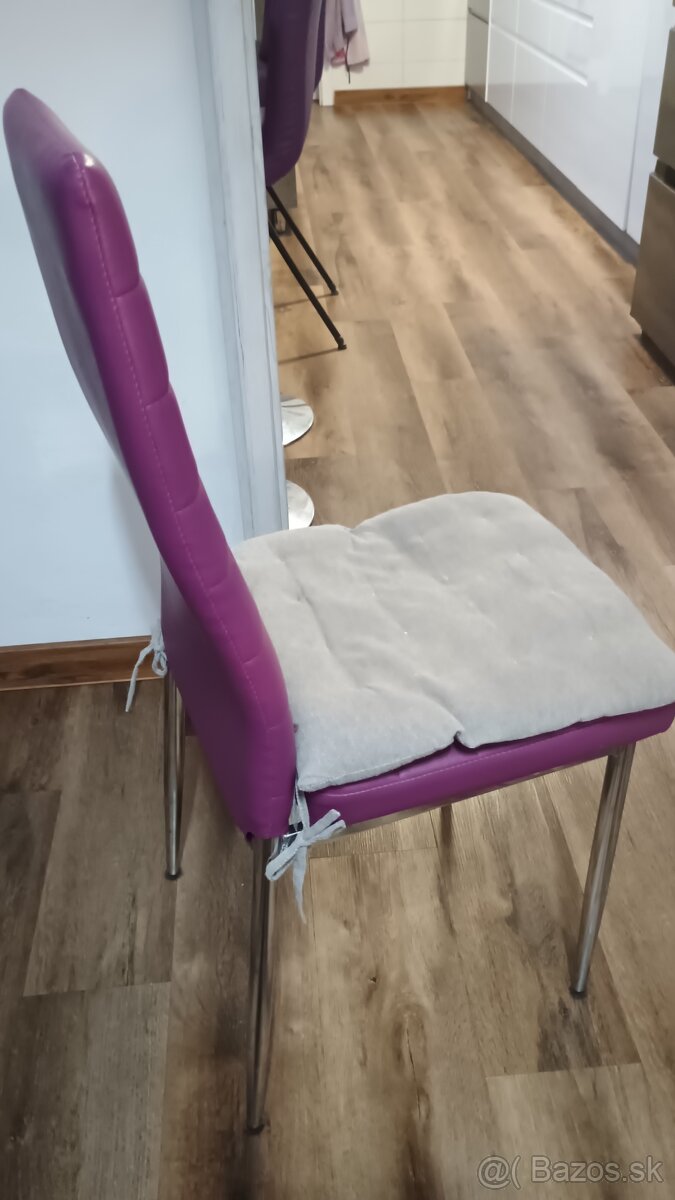 Predám stoličky jedálenské