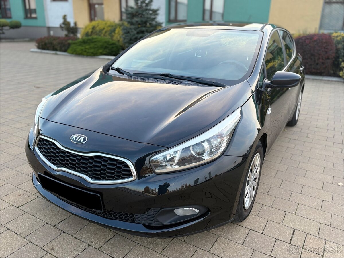 Kia Ceed 1.4 Benzin Hatchback (73kw)