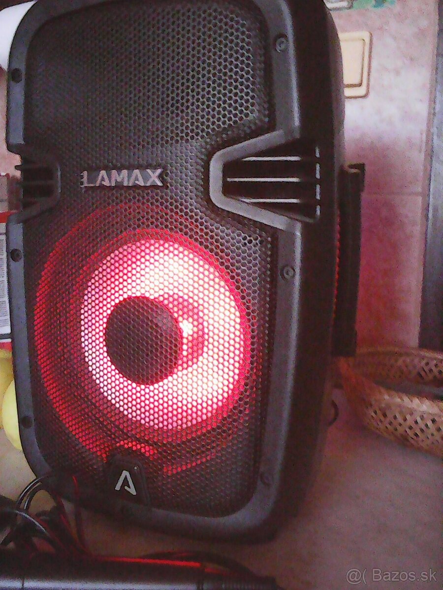 LAMAX Boombox 300