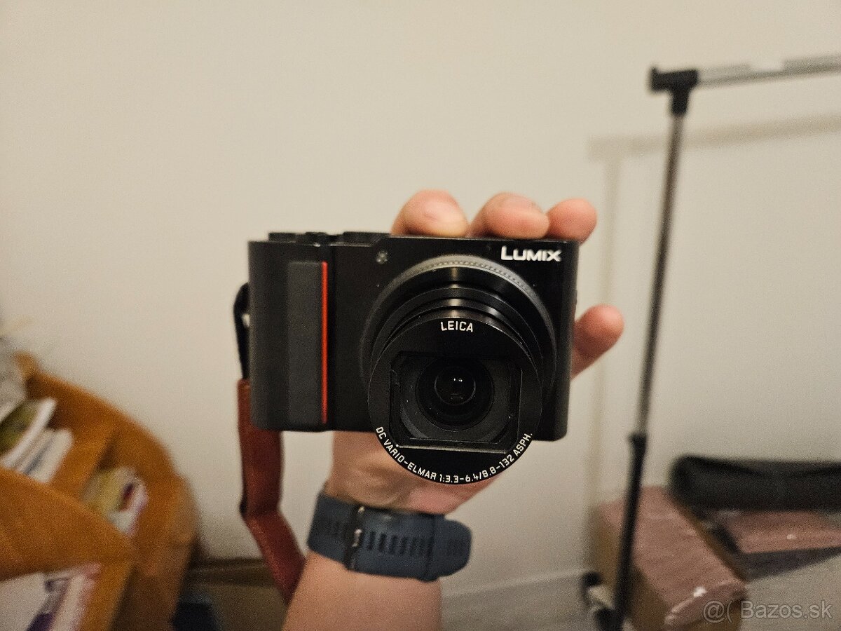Panasonic Lumix TZ200D
