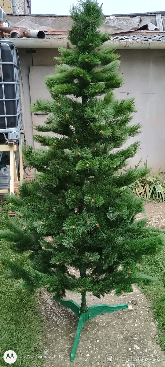 VIANOČNÝ STROMČEK