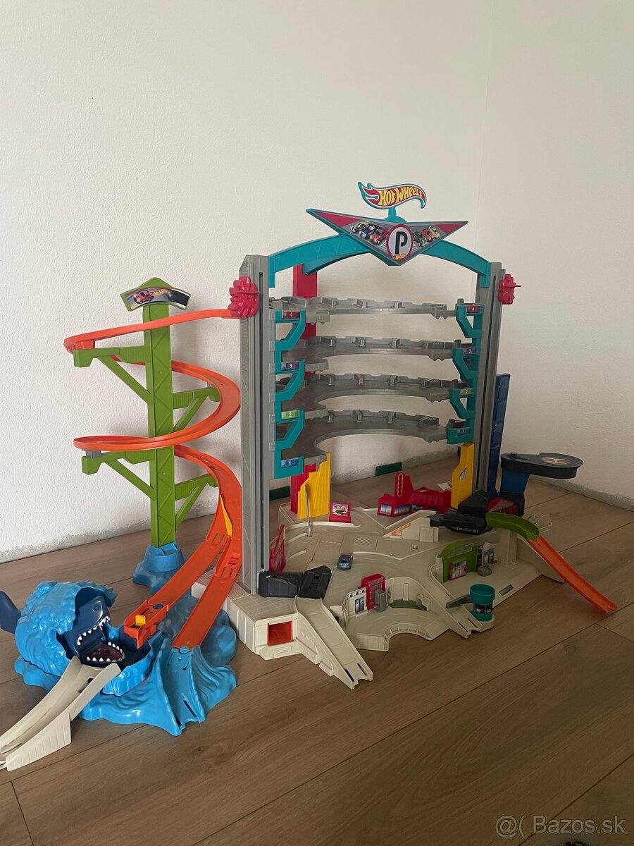 Hotwheels garáž