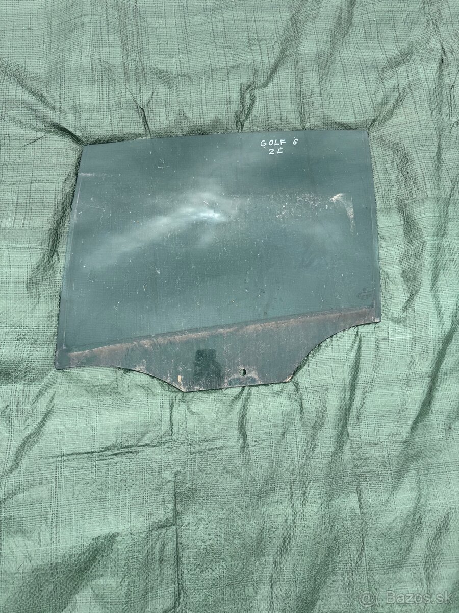 Zadné ľavé posuvné okno Golf 6 hatchback