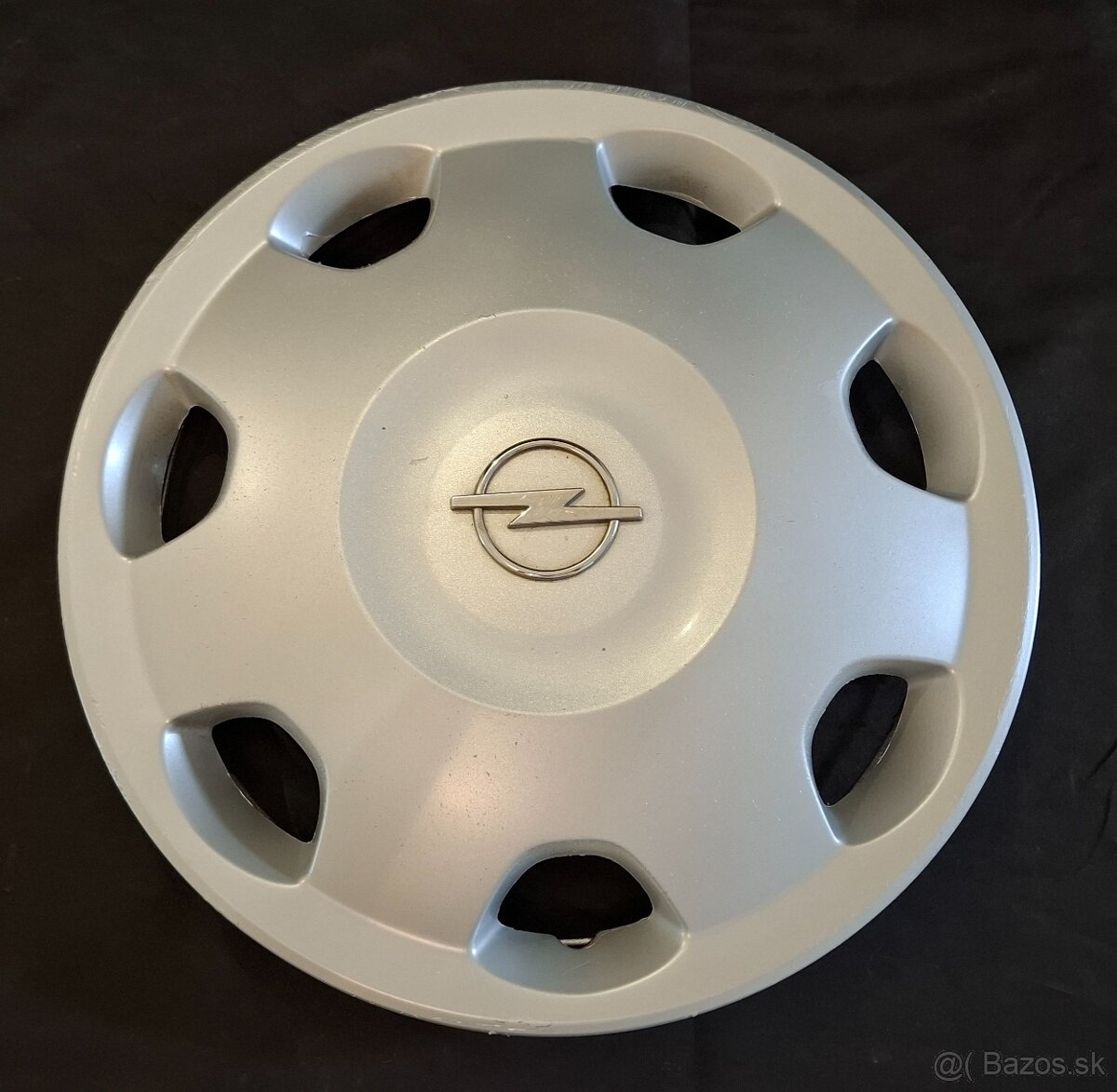 Originál puklica Opel Corsa 13" GM 90 576 180 HF, 1 kus