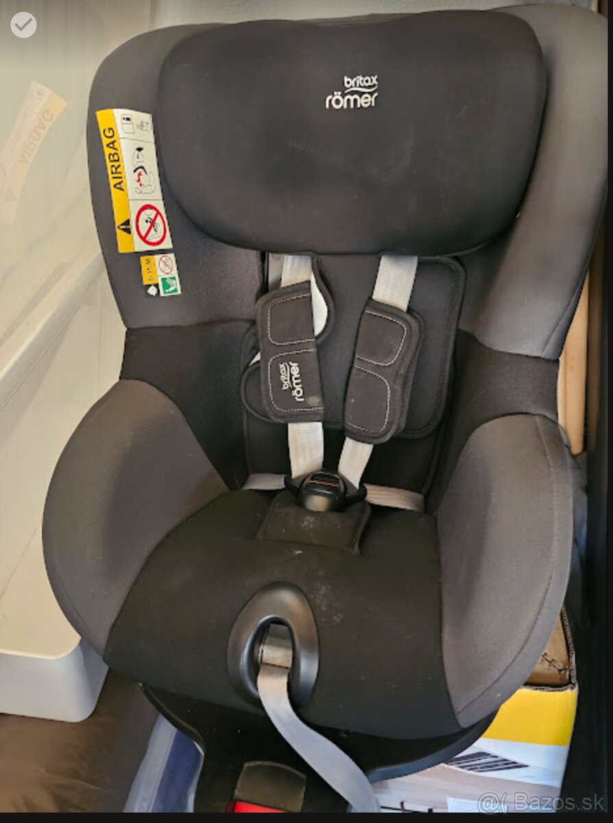 Autosedačka Britax Römer Dualfix M Plus sivá 0-18 kg otočná