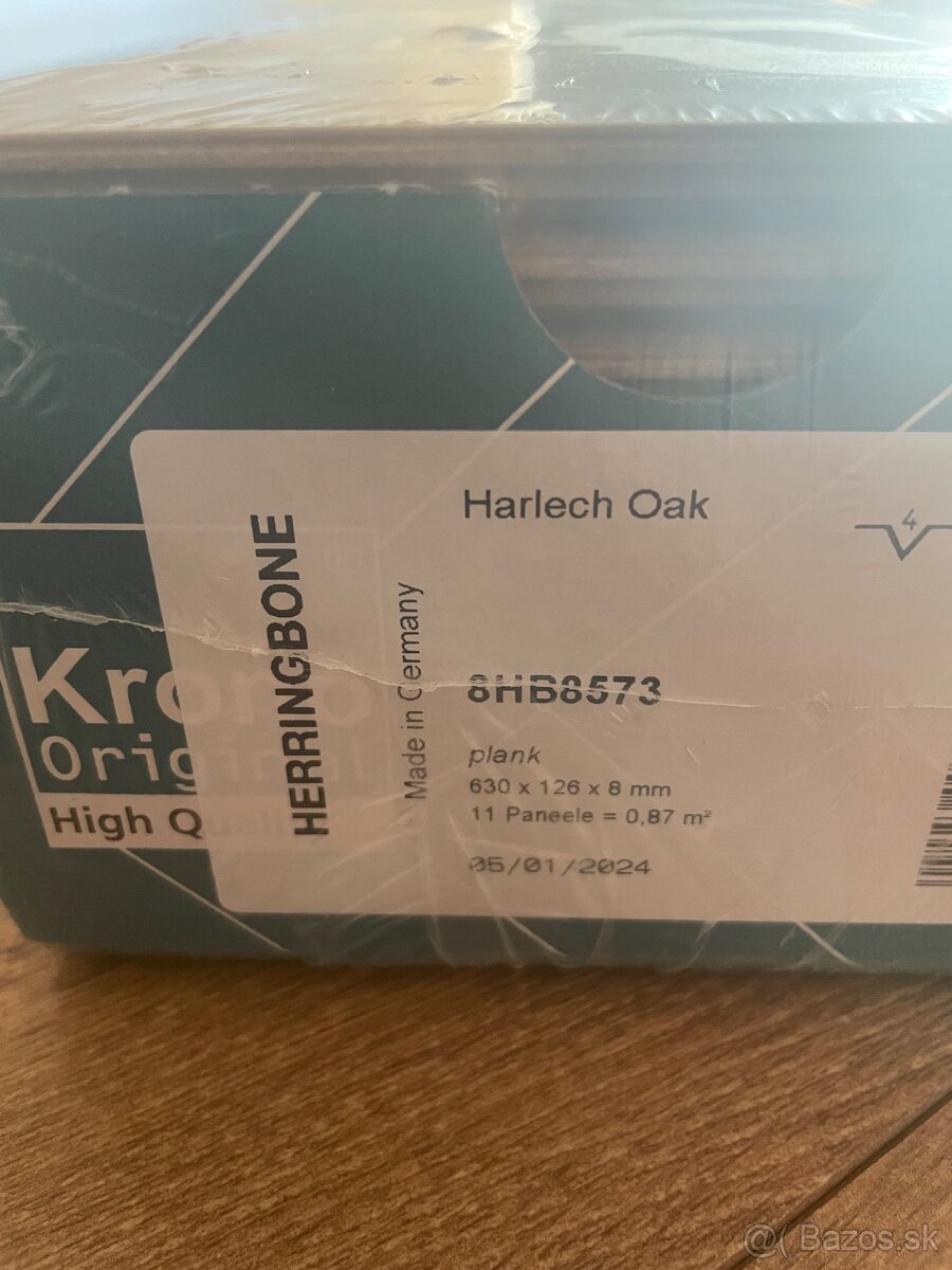 Laminatová podlaha herringbone harlech oak