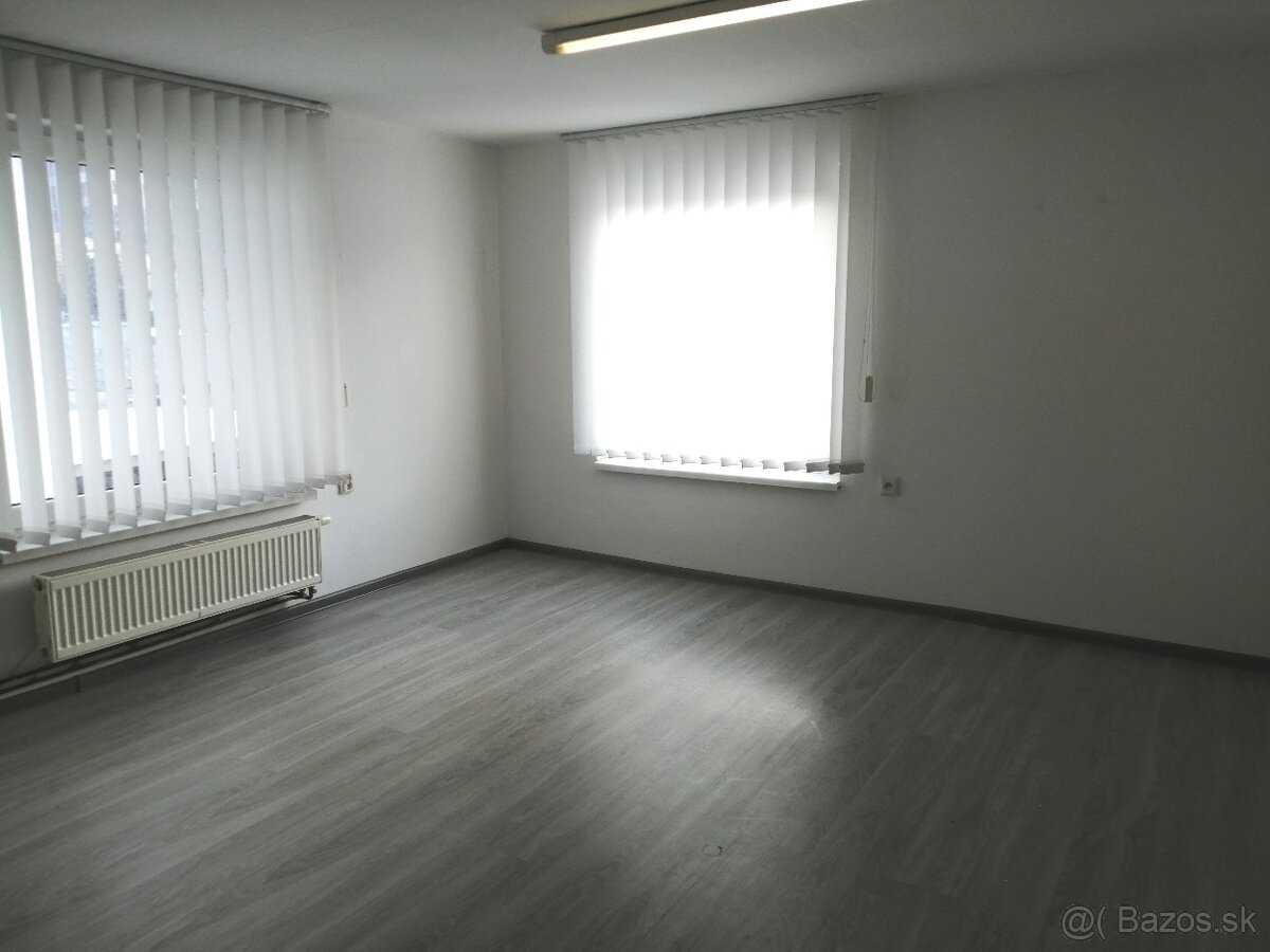 Prenajmem kancelárie v centre PB