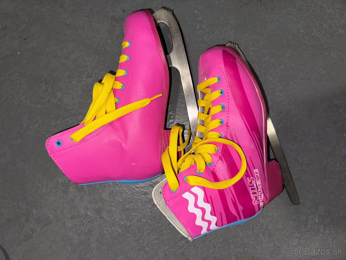 Dámske korčule veľkost 39