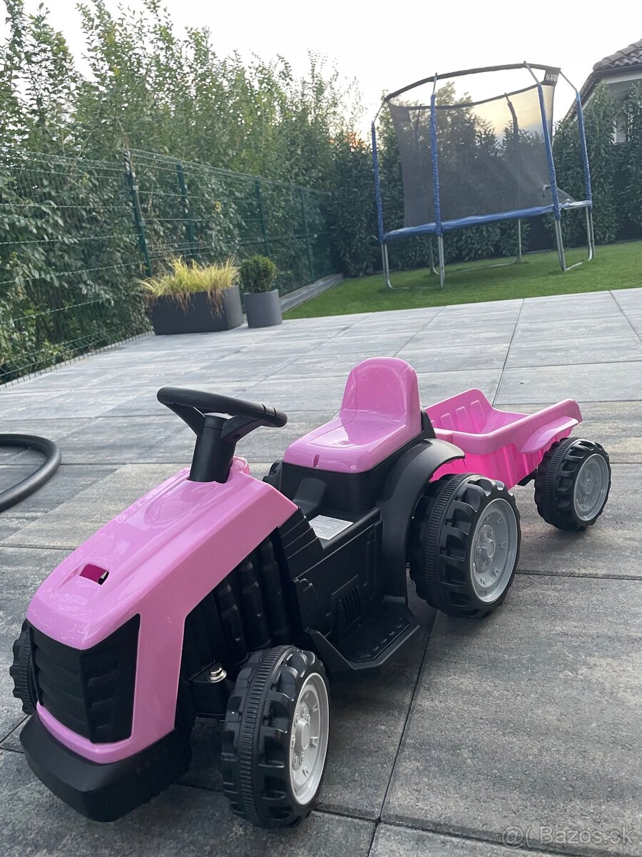 Detský elektrický traktor