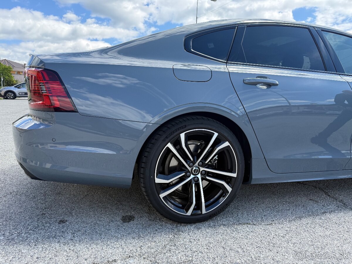 VOLVO S90 B5 2.0 d, 173 kW, 4x4, 2023, 19 000 km